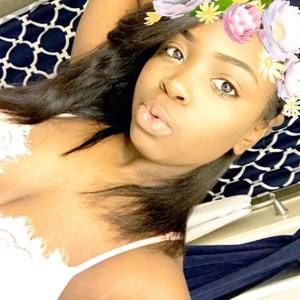 Meet your Posher, Tarja